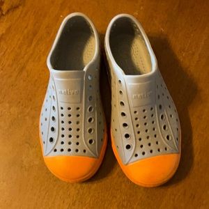 Native Jefferson Brown/Gray Slip on Shoes, size 11